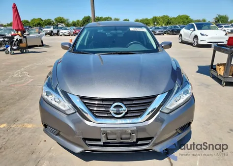2017 Nissan Altima 2.5 из США, поврежденный, VIN 1N4AL3AP5HC254182